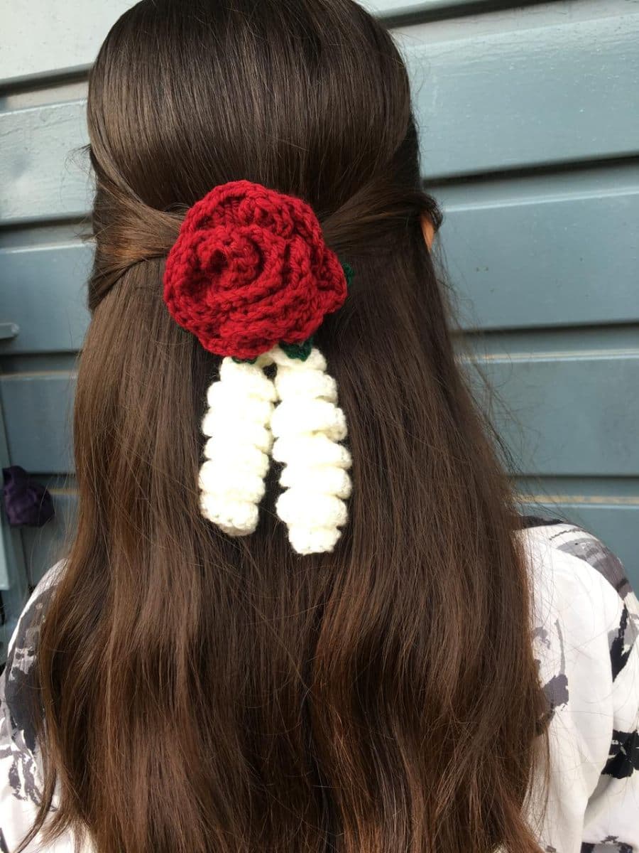 Handmade Crochet Gajra Hair Charm | Artificial Flower Gajra | Bridal & Festive Hair Accessory